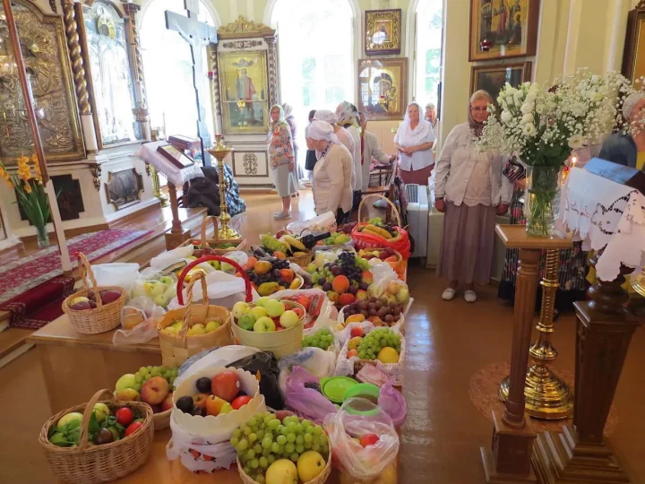 Blessing of fruit on the Transfiguration, 2020
