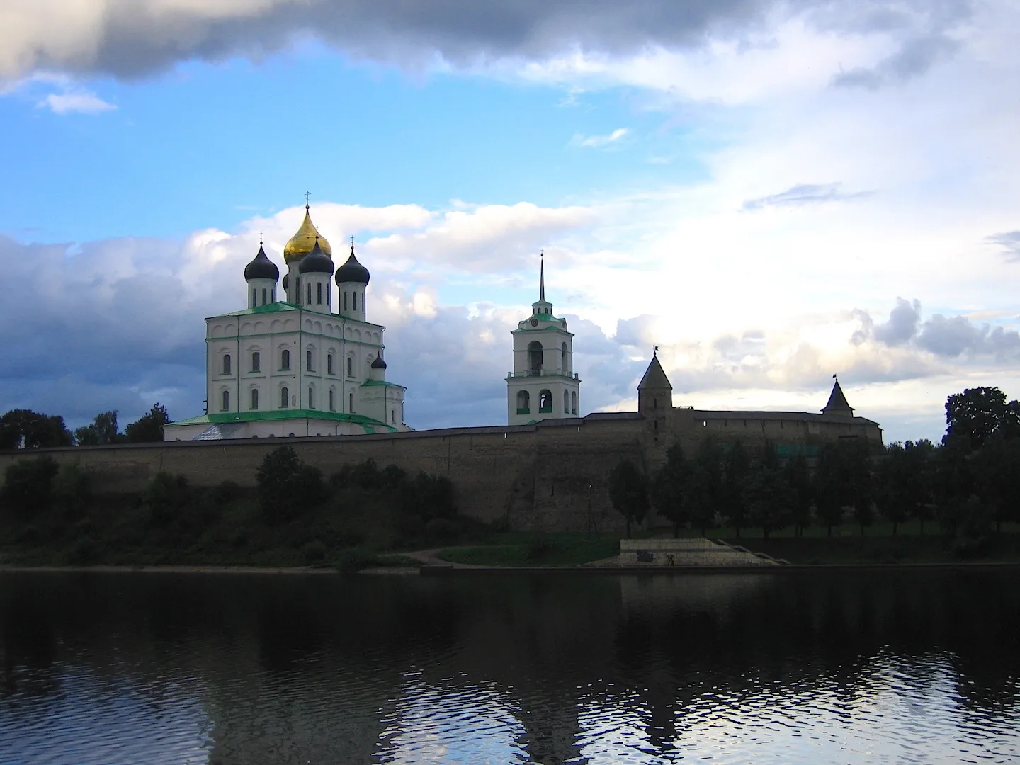 Shrines of the Pskov land, August 2010: pilgrims' photo 1