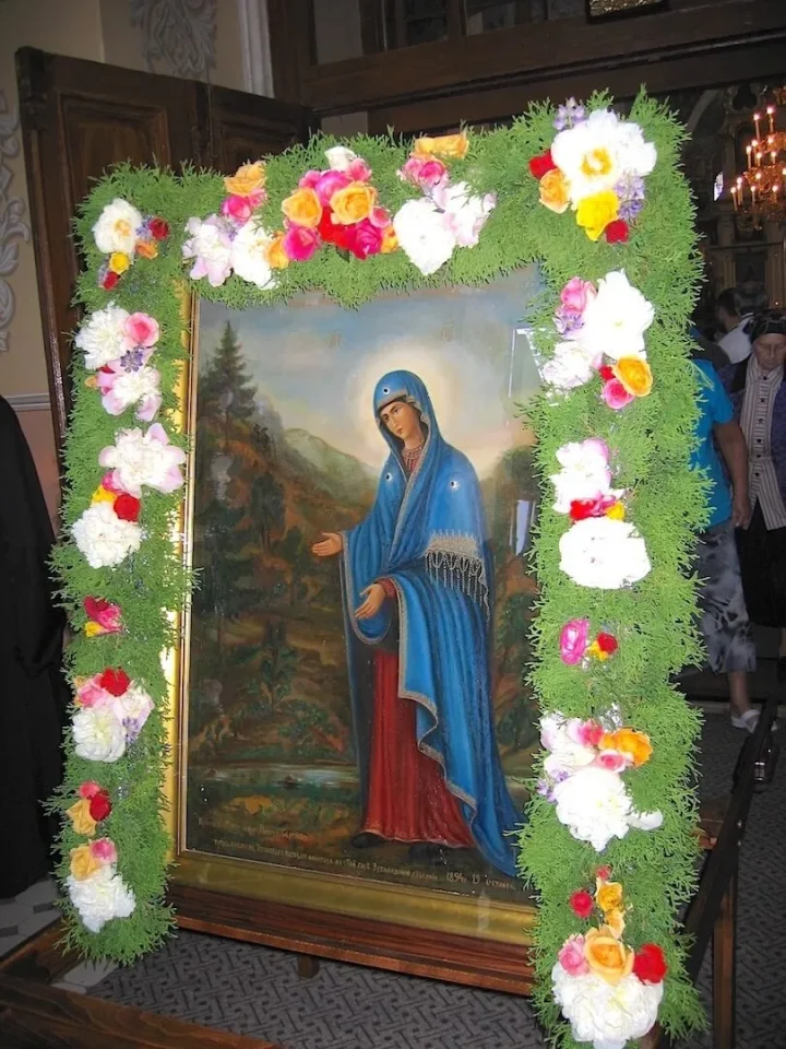 Pühtitsa convent, July 2009: pilgrims' photo 1