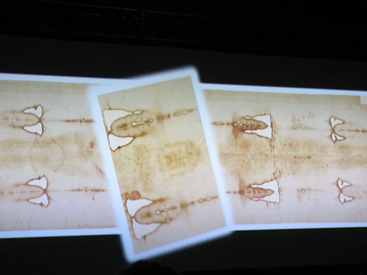 Italy. The Shroud of Turin, May 2010: pilgrims' photo 2